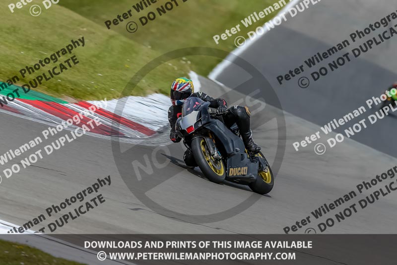 PJ Motorsport Photography;donington no limits trackday;donington park photographs;donington trackday photographs;no limits trackdays;peter wileman photography;trackday digital images;trackday photos